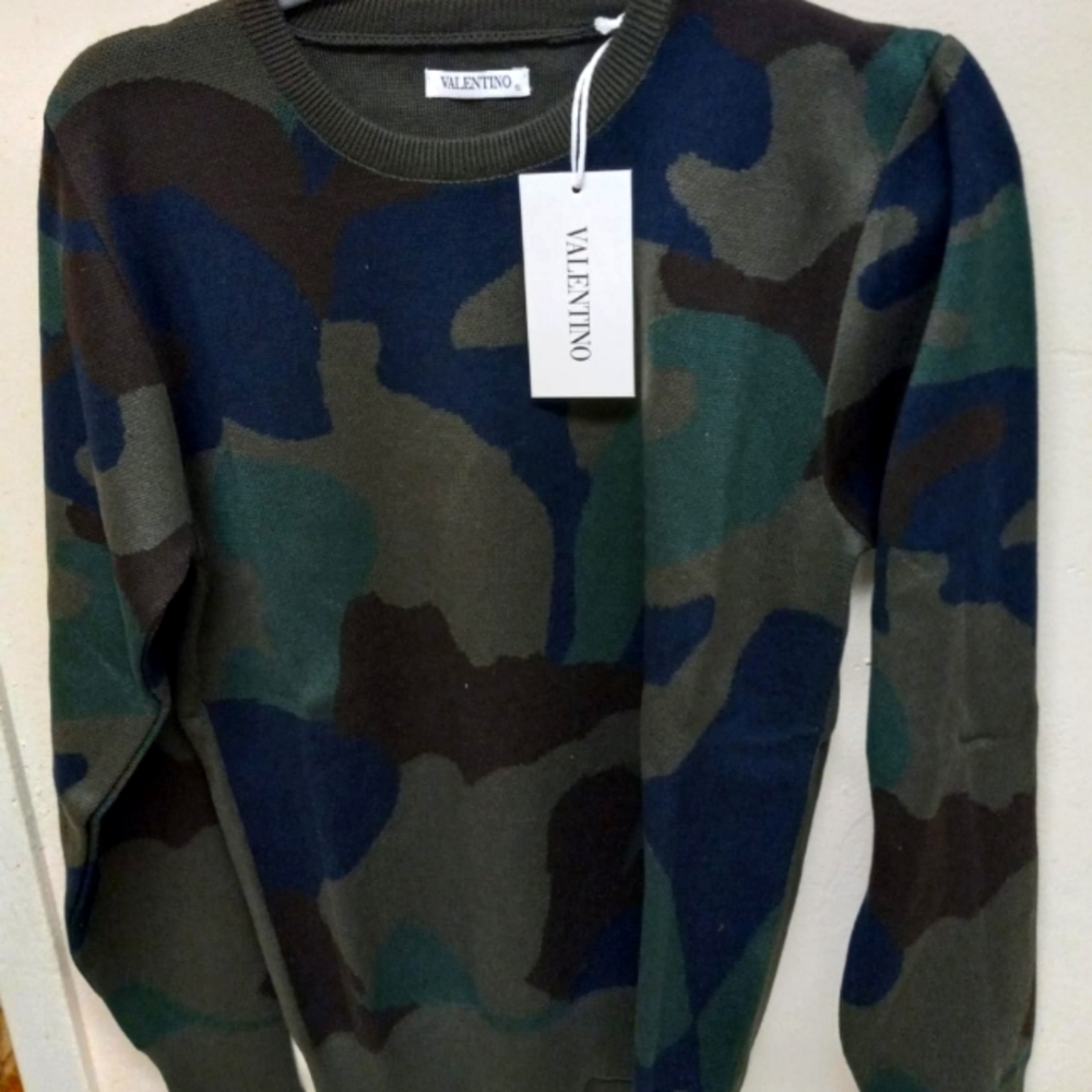 Valentino sweaters unisex
